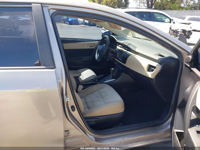 2016 TOYOTA COROLLA auction photo 5