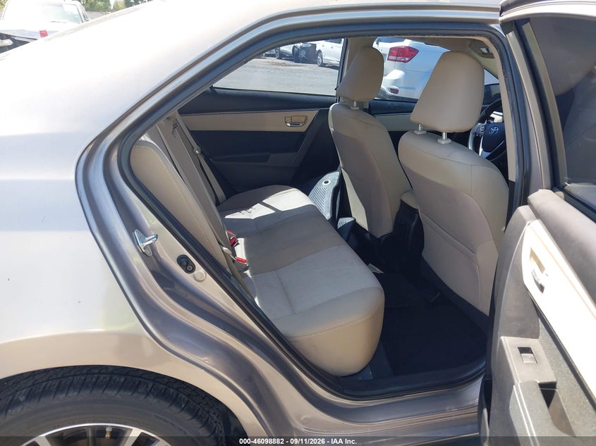 2016 TOYOTA COROLLA auction photo 8