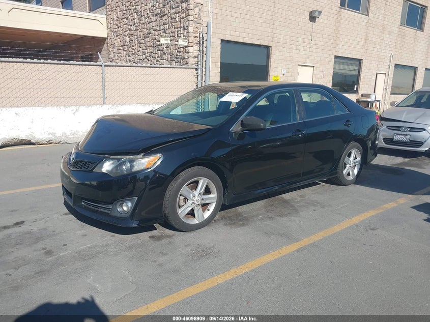 Vin: 4t1bf1fk0du225809, lot: 46598567, toyota camry se 20132