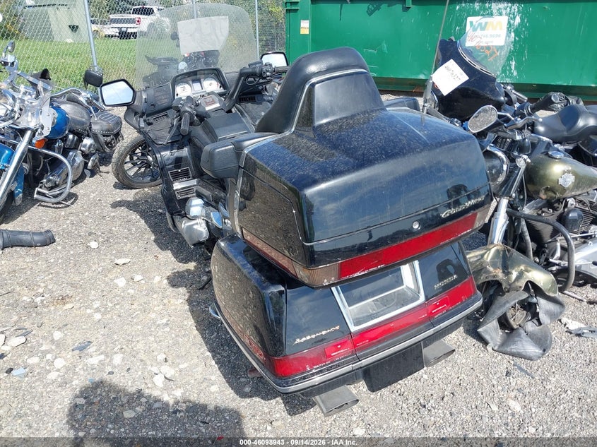 1998 HONDA GL1500 auction photo 3