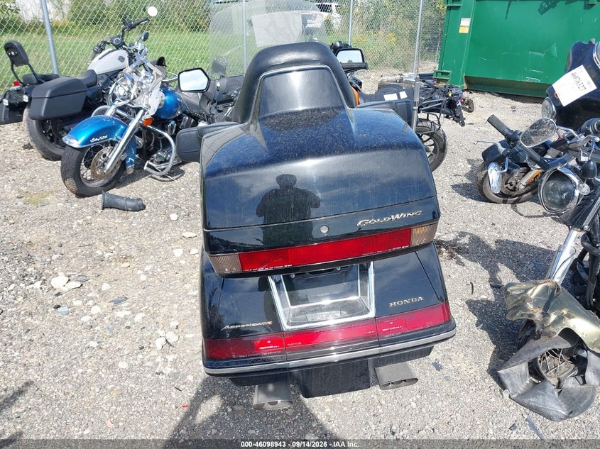1998 HONDA GL1500 auction photo 6