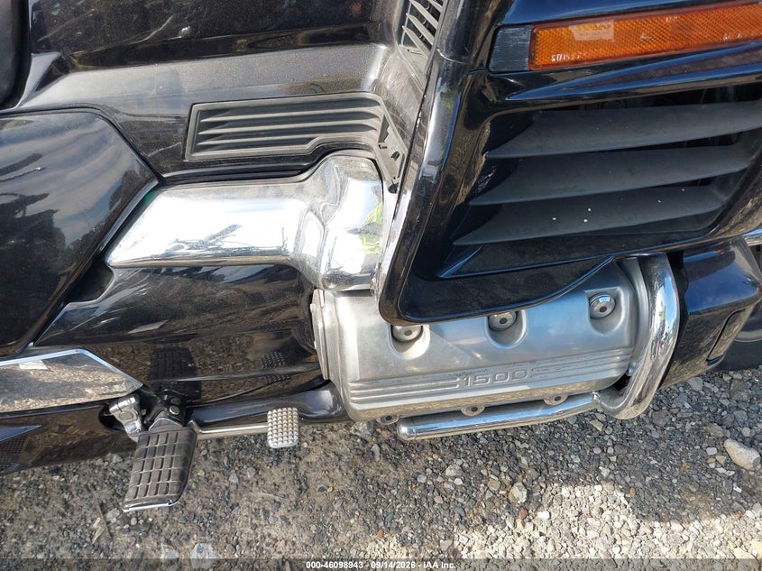 1998 HONDA GL1500 auction photo 8