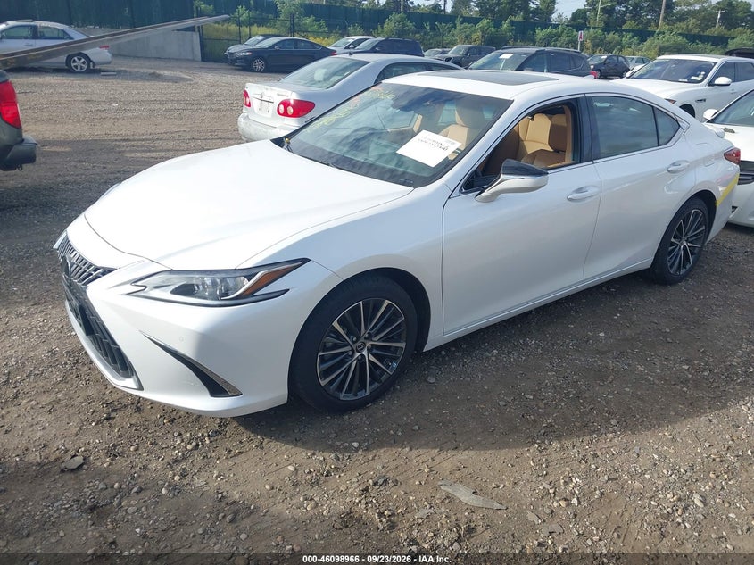 Vin: 58ada1c13pu029430, lot: 46598624, lexus es 300h 20232