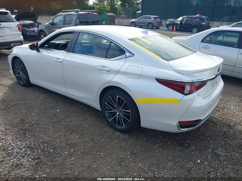 Vin: 58ada1c13pu029430, lot: 46598624, lexus es 300h 20233