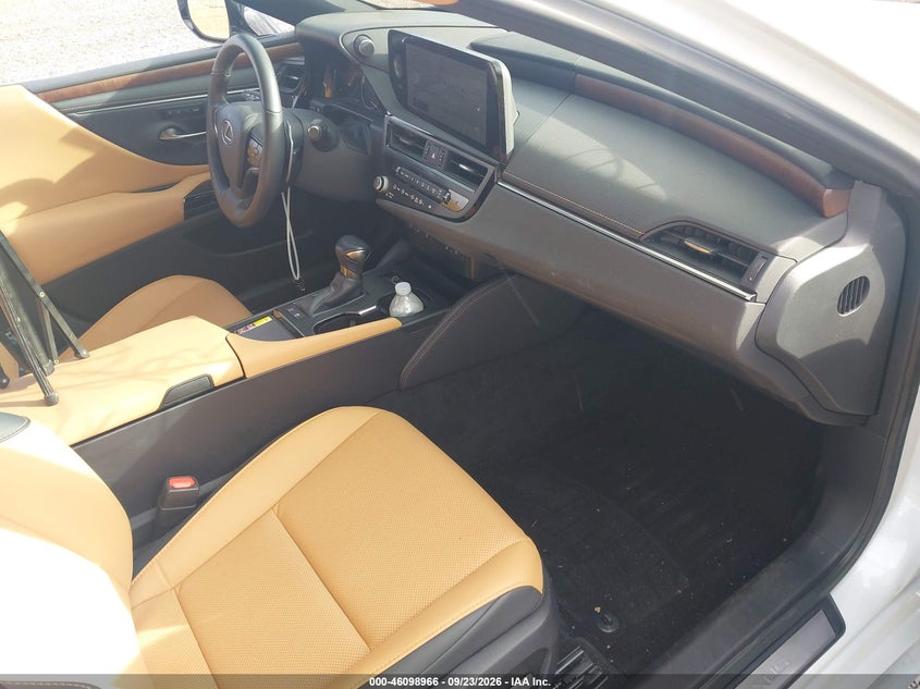LEXUS ES 300H 2023 VIN 58ADA1C13PU029430