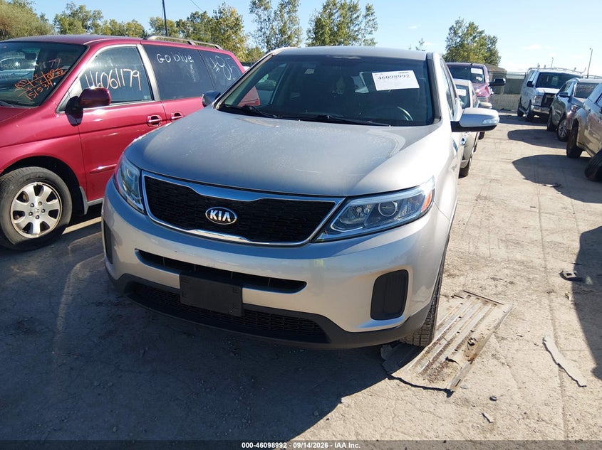2015 KIA SORENTO auction photo 6