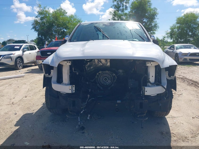 2014 RAM 1500 auction photo 6
