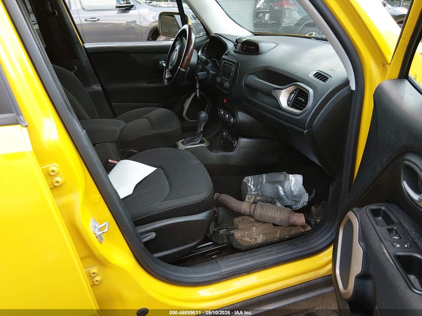 2015 JEEP RENEGADE auction photo 5