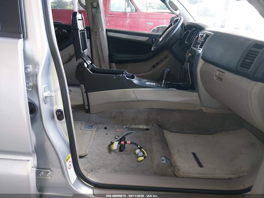2008 TOYOTA 4RUNNER auction photo 5