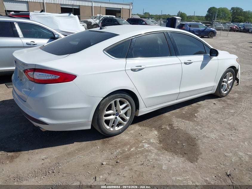 2015 FORD FUSION auction photo 4