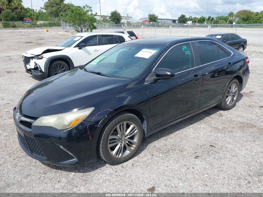 Vin: 4t1bf1fk2fu110616, lot: 46598904, toyota camry se 20152