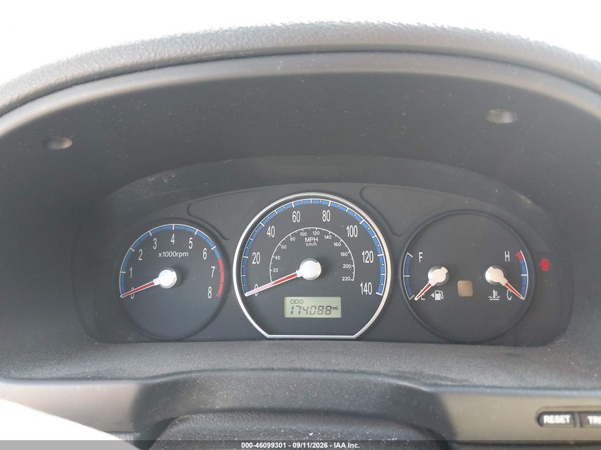 2009 HYUNDAI SANTA FE auction photo 7
