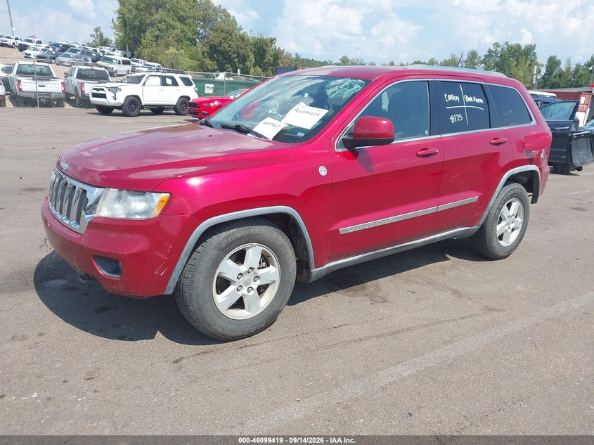 Vin: 1j4rr4gg4bc581957, lot: 46599077, jeep grand cherokee laredo 20112