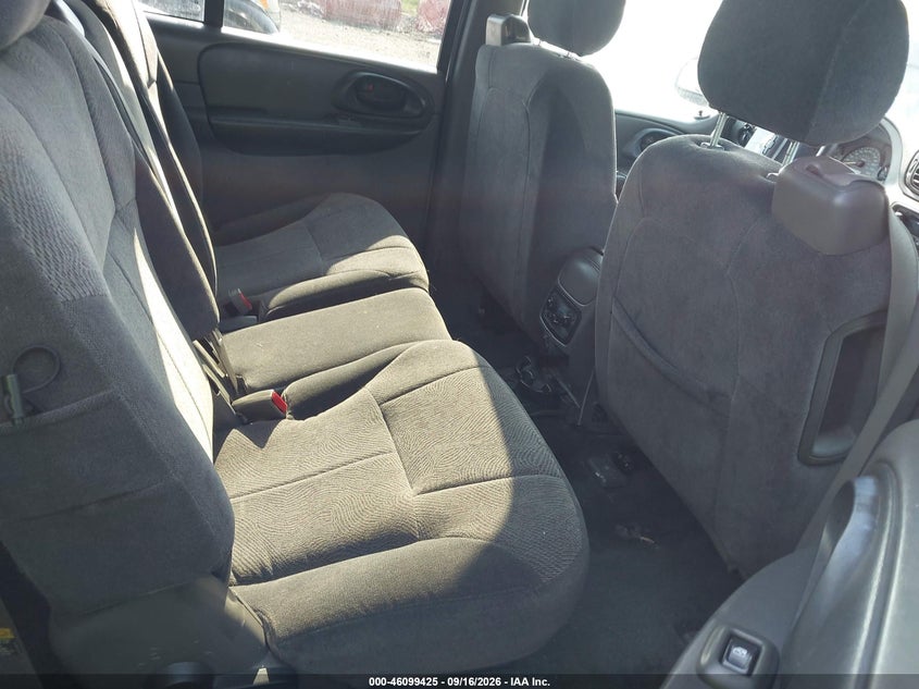 CHEVROLET TRAILBLAZER EXT 2004 VIN 1GNET16S146224223