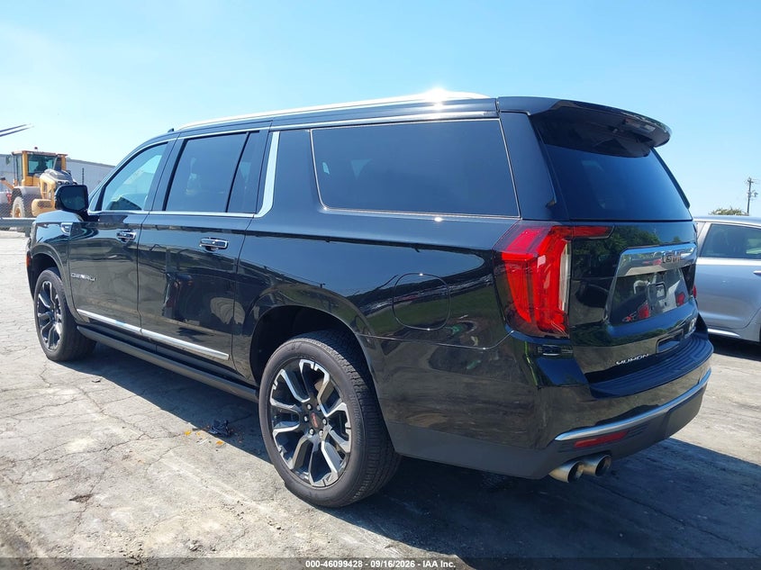GMC YUKON XL - zdjęcie 3