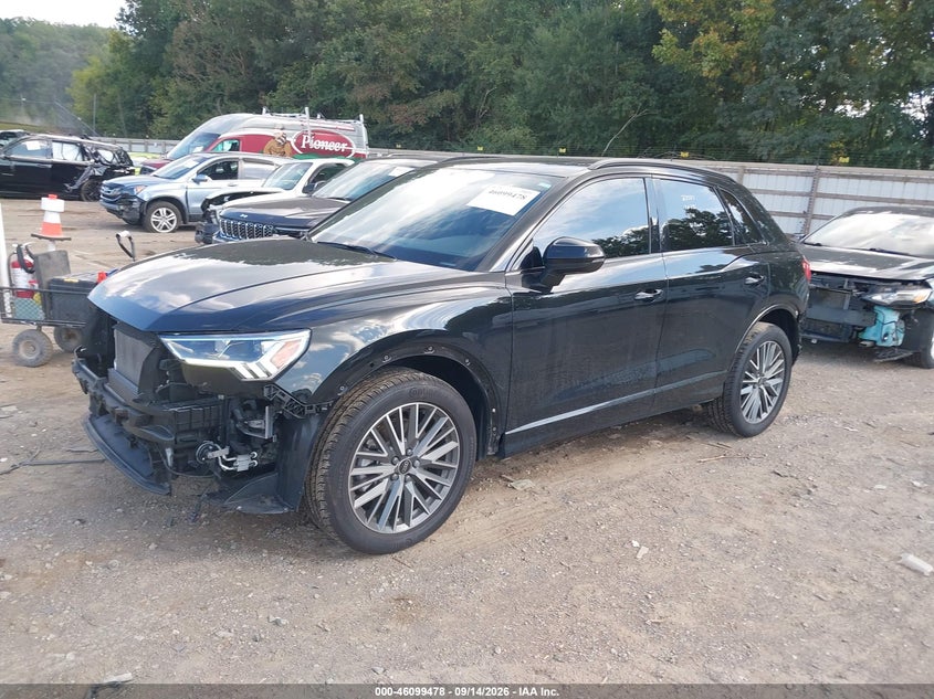 AUDI Q3 - zdjęcie 2