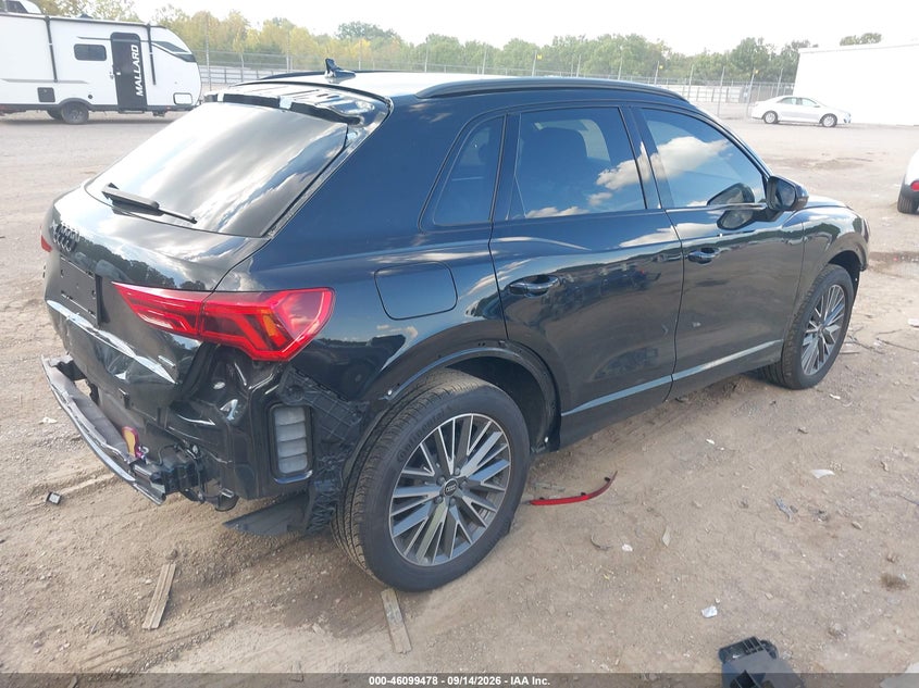 AUDI Q3 - zdjęcie 4