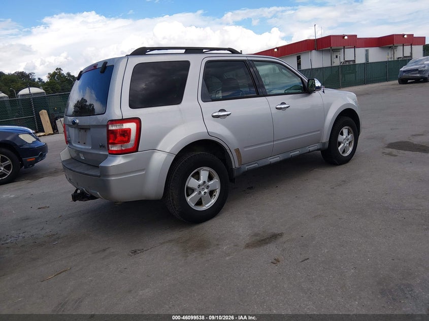 Vin: 1fmcu0dgxbkc42838, lot: 46599196, ford escape xlt 20114