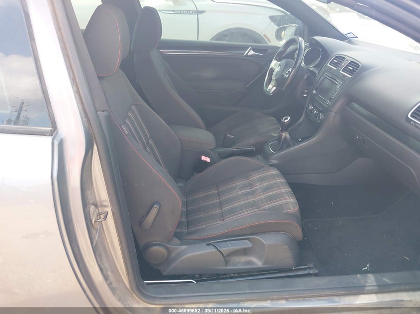 2010 VOLKSWAGEN GTI auction photo 5