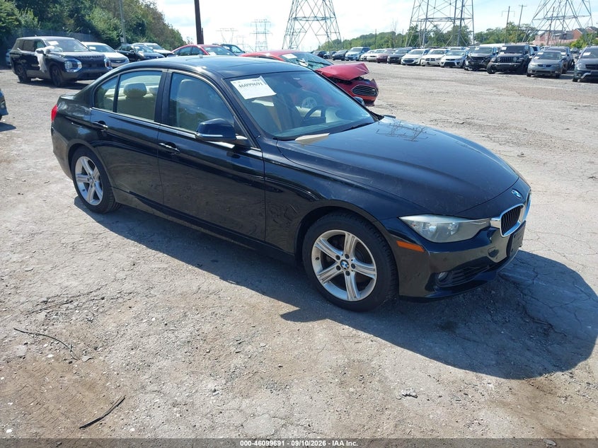 2013 BMW 328I — zdjęcie z aukcji