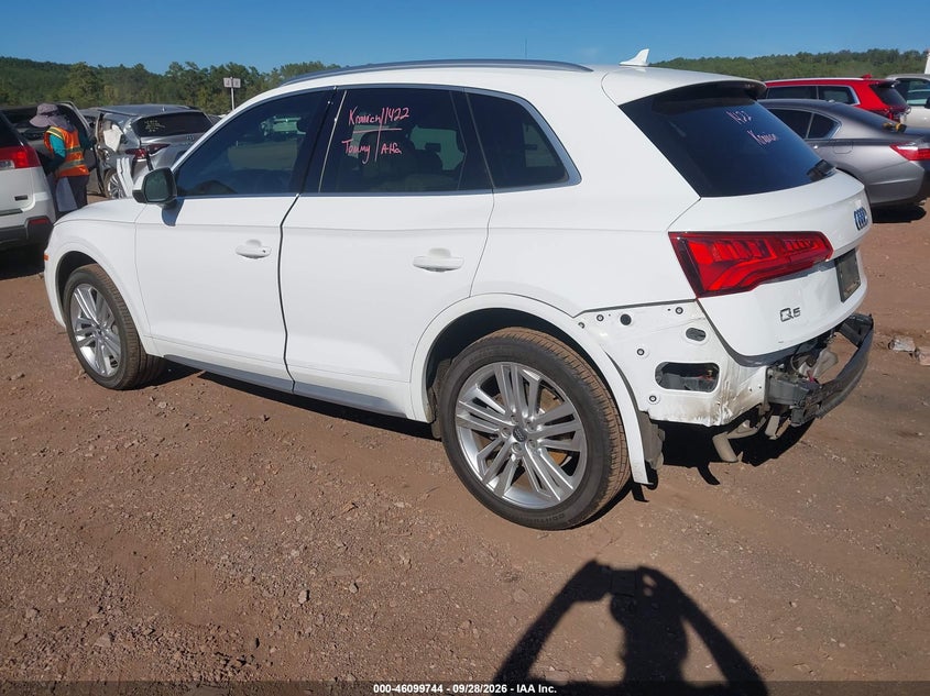 AUDI Q5 - zdjęcie 3