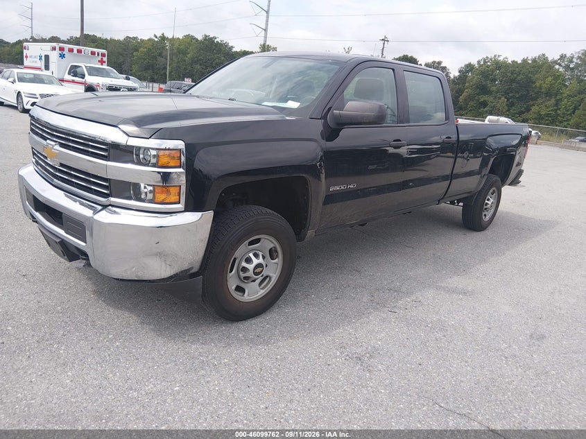 2017 Chevrolet Silverado, Звичайний знос, IAAI, VIN 1GC1KUEG5HF192598 — фото 2