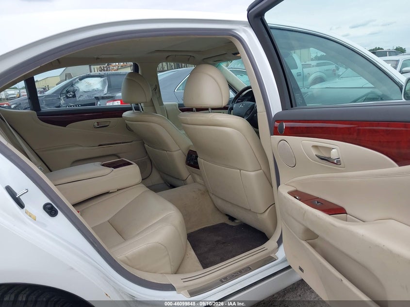 2012 LEXUS LS 460 auction photo 8