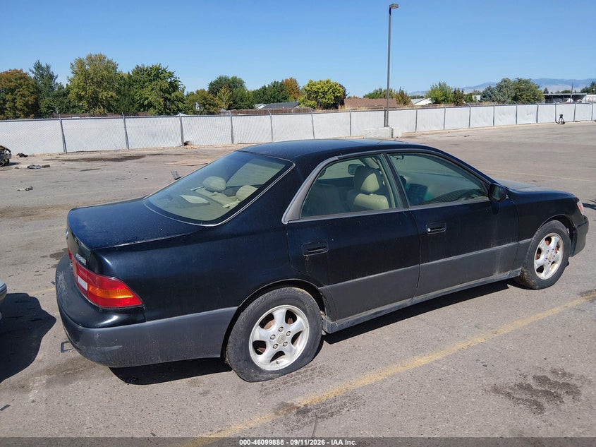 LEXUS ES 300 1998 VIN JT8BF28G7W5042373