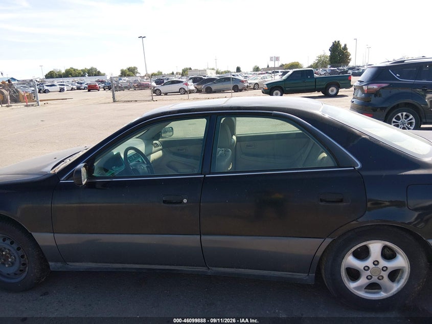 LEXUS ES 300 1998 VIN JT8BF28G7W5042373