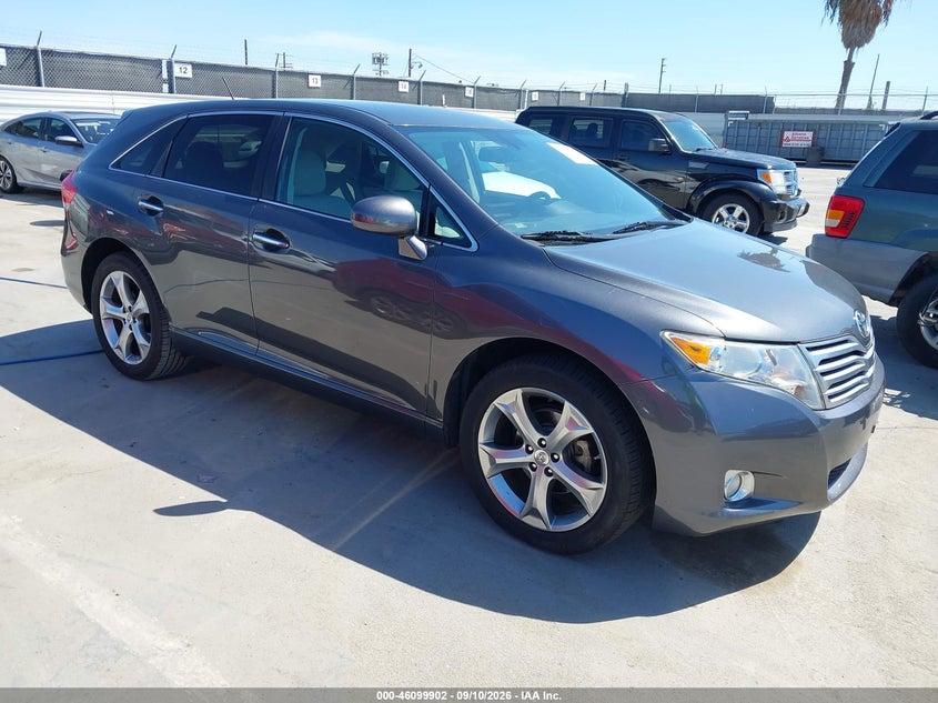2009 TOYOTA VENZA auction photo 1