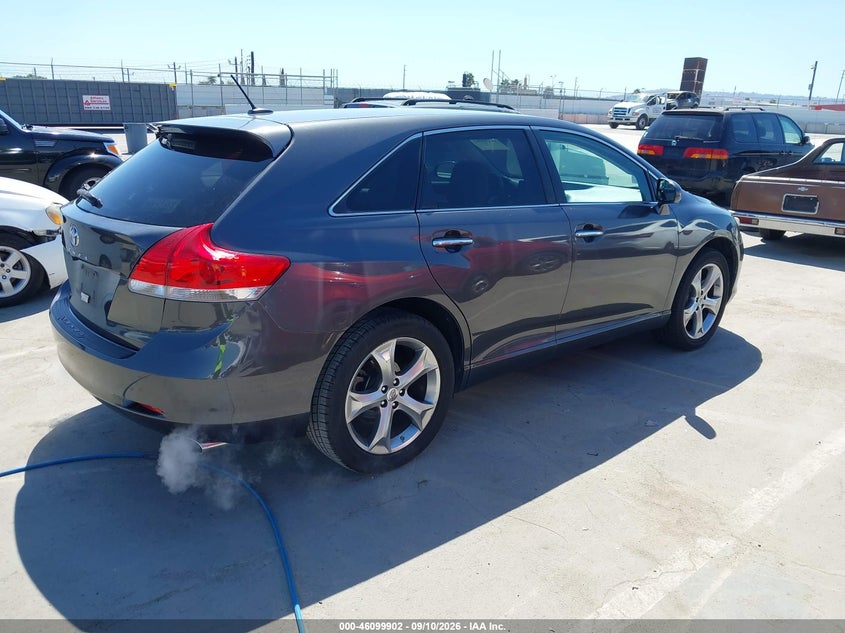 2009 TOYOTA VENZA auction photo 4
