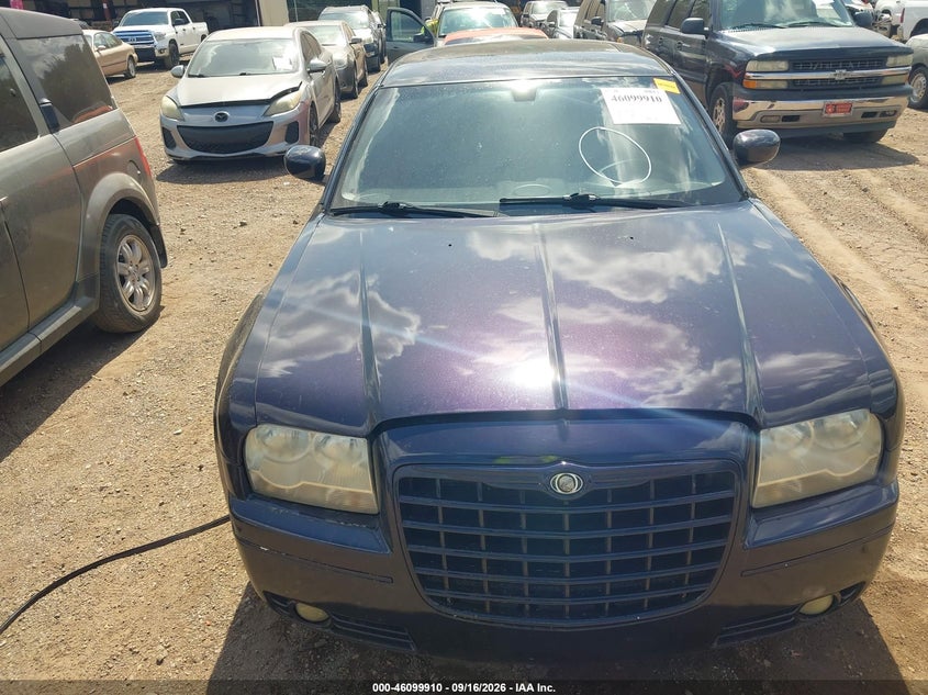 2006 CHRYSLER 300C auction photo 6