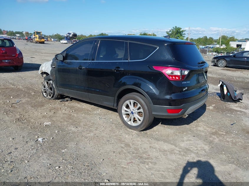 Vin: 1fmcu9g91hud66835, lot: 46599633, ford escape se 20173