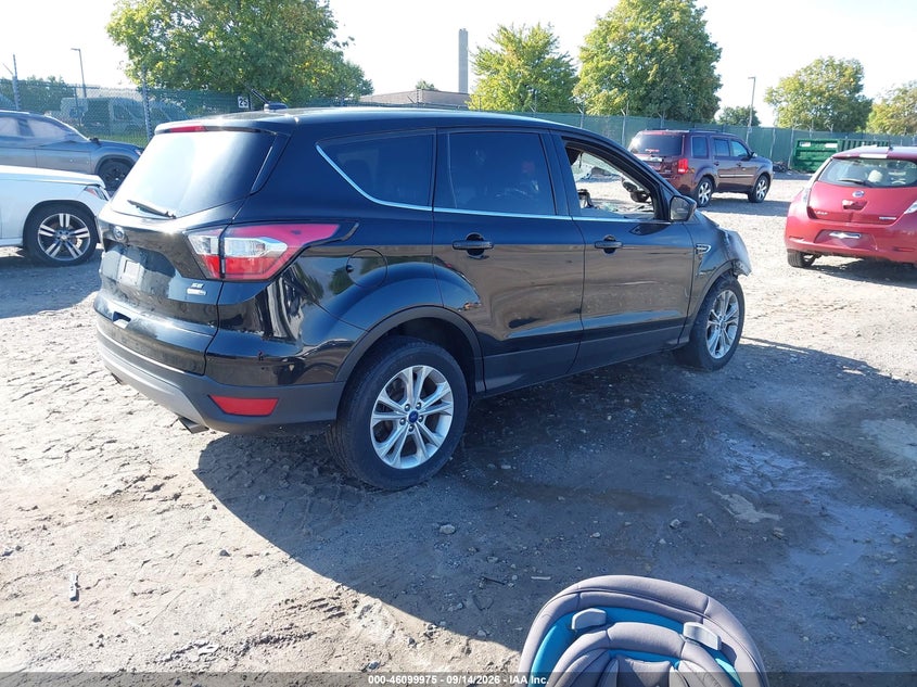 Vin: 1fmcu9g91hud66835, lot: 46599633, ford escape se 20174