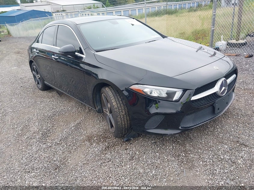 Vin: wdd3g4fb4kw033968, lot: 46599700, mercedes-benz a 220 4matic 2019 img_1