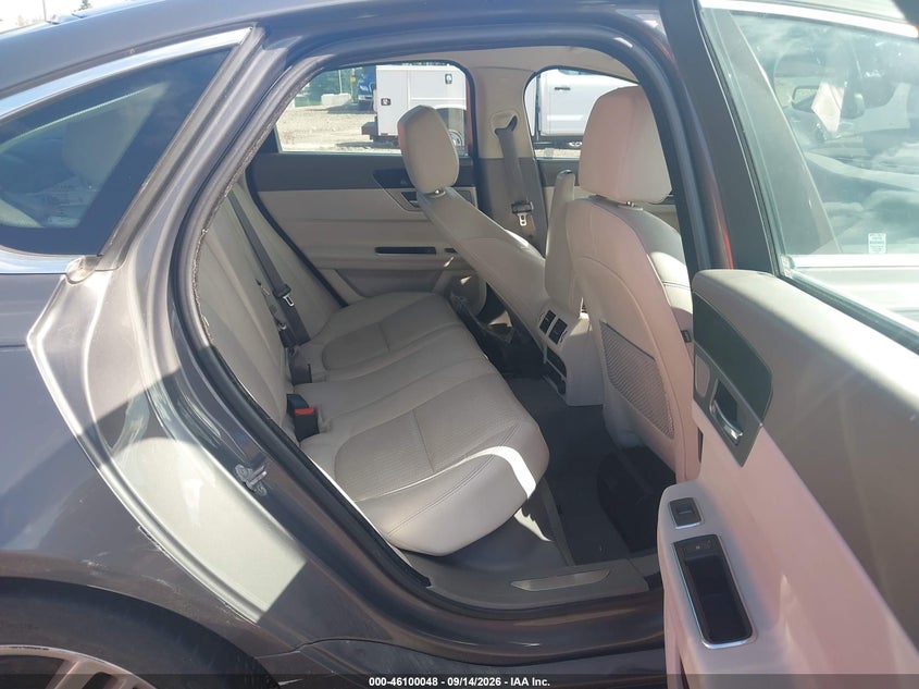 JAGUAR XF 2016 VIN SAJBK4BV7GCY16152