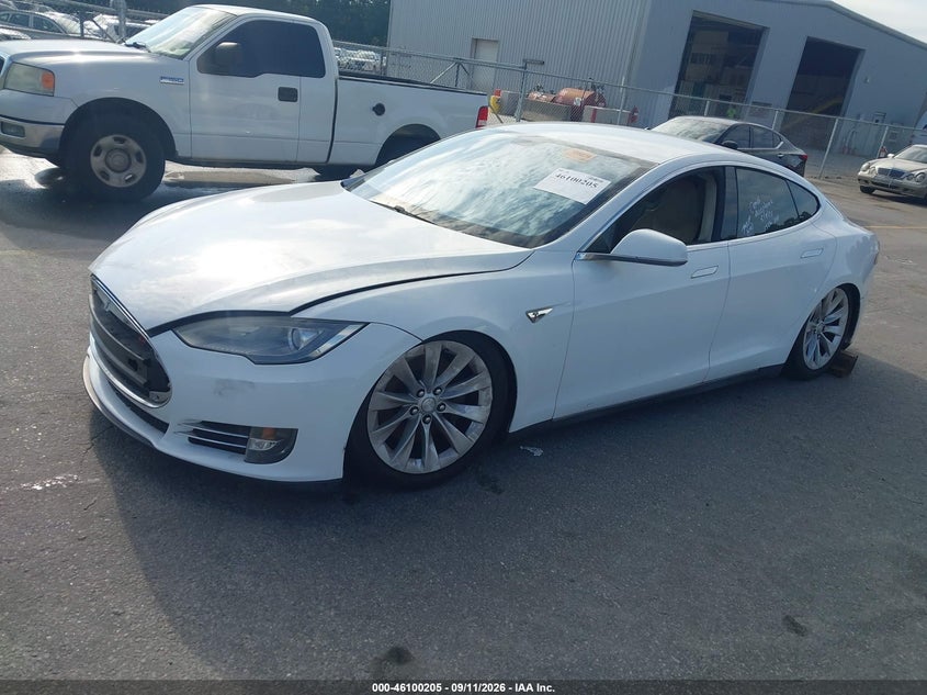 2013 TESLA MODEL S auction photo 2