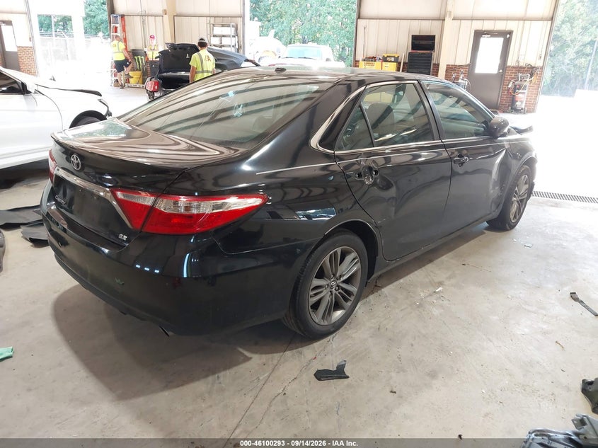 TOYOTA CAMRY - zdjęcie 4