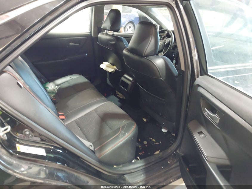 TOYOTA CAMRY - zdjęcie 8