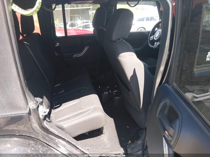 2017 JEEP WRANGLER UNLIMITED SAHARA · Фото 8