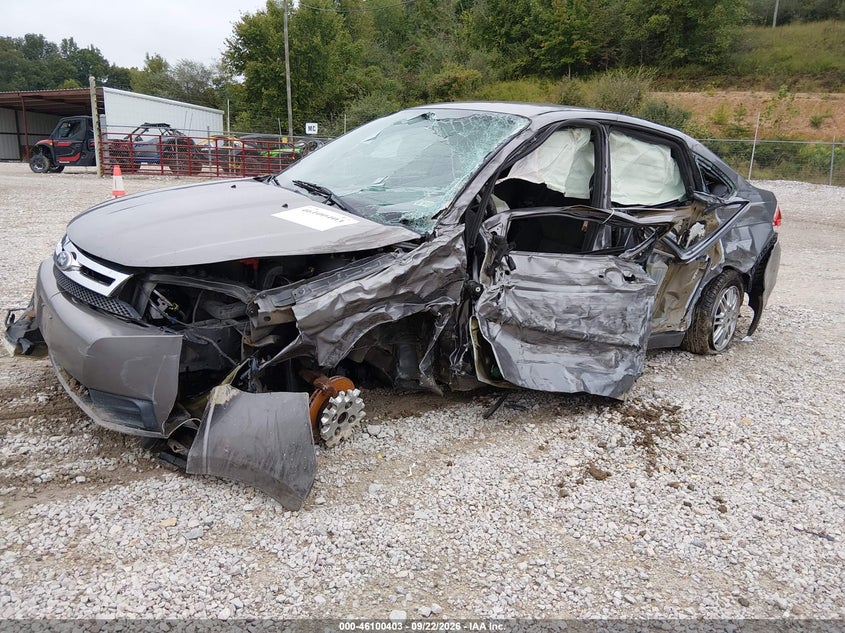 Vin: 1fahp3fn0bw121927, lot: 46600061, ford focus se 20112