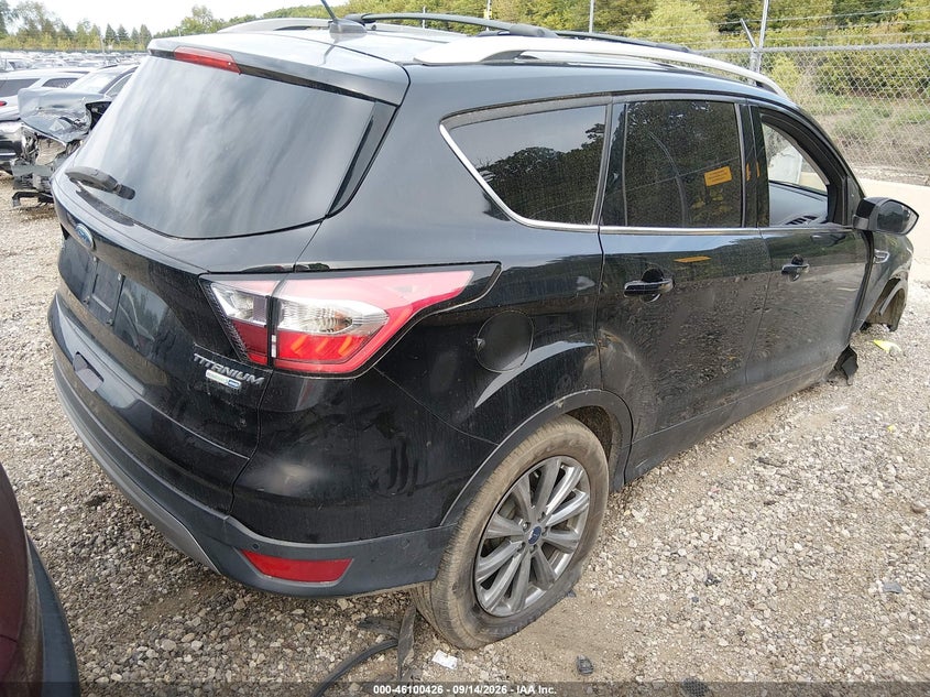 Vin: 1fmcu9j99hub79352, lot: 46600084, ford escape titanium 20174