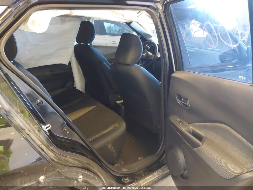 NISSAN KICKS 2018 VIN 3N1CP5CU0JL508559