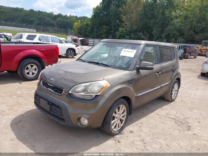 2013 KIA SOUL auction photo 2