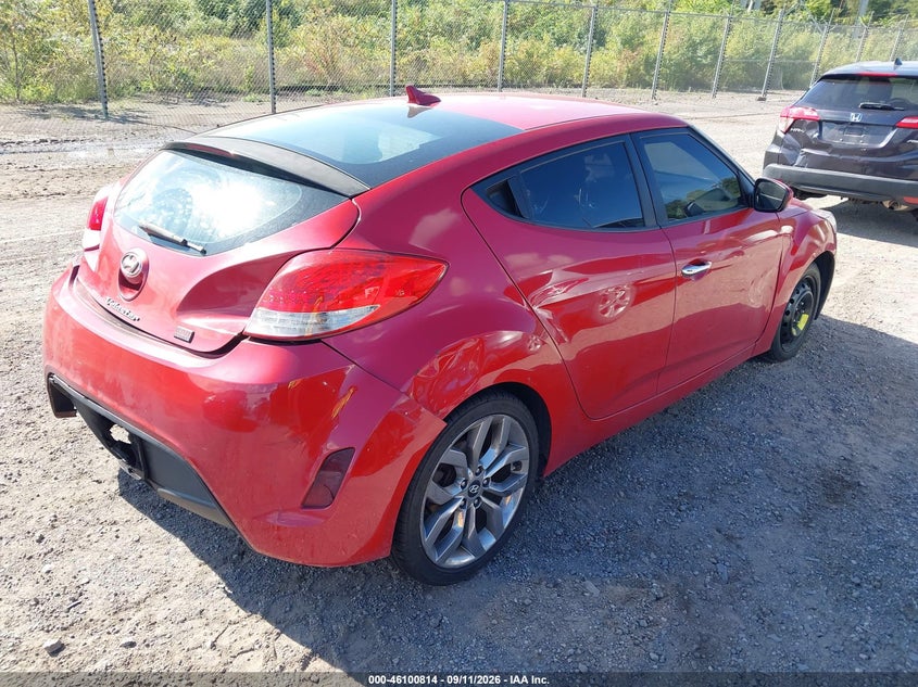 2015 HYUNDAI VELOSTER auction photo 4