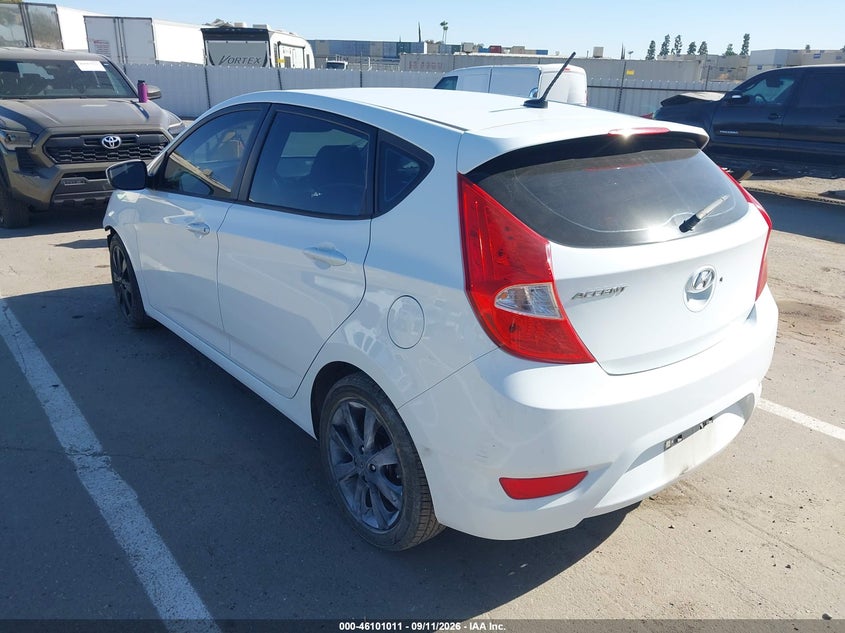 Vin: kmhcu5ae0du085845, lot: 46600669, hyundai accent se 20133
