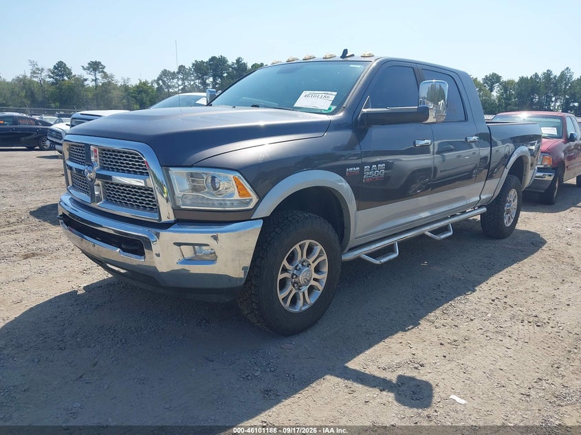 Vin: 3c6ur5nj1eg231876, lot: 46600843, ram 2500 laramie 20142