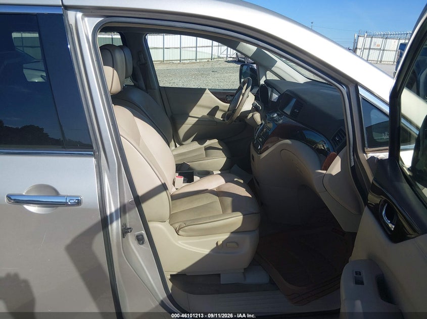 2013 NISSAN QUEST auction photo 5