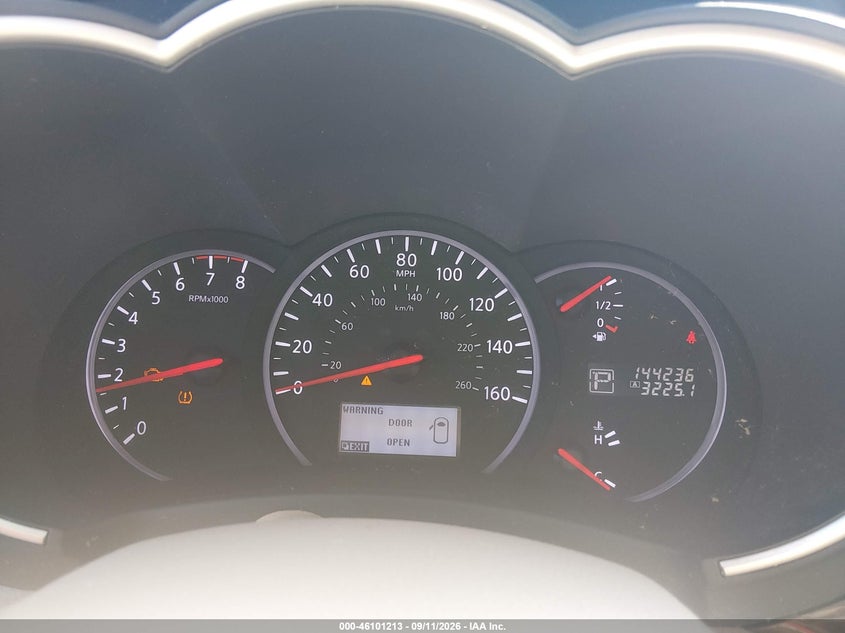 2013 NISSAN QUEST auction photo 7