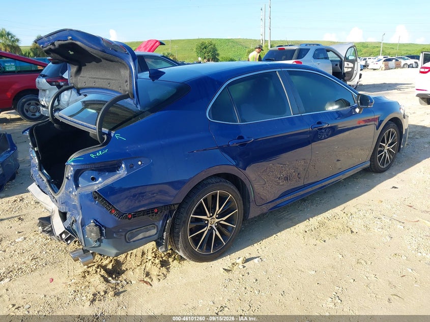 TOYOTA CAMRY - zdjęcie 4